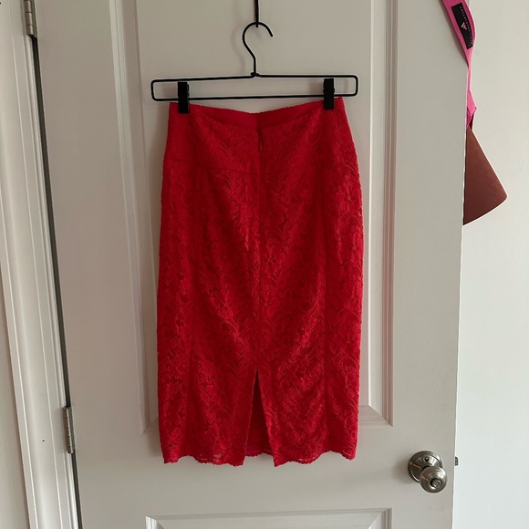 Express Red Lace High Waisted Midi Pencil Skirt NWT - Picture 5 of 12